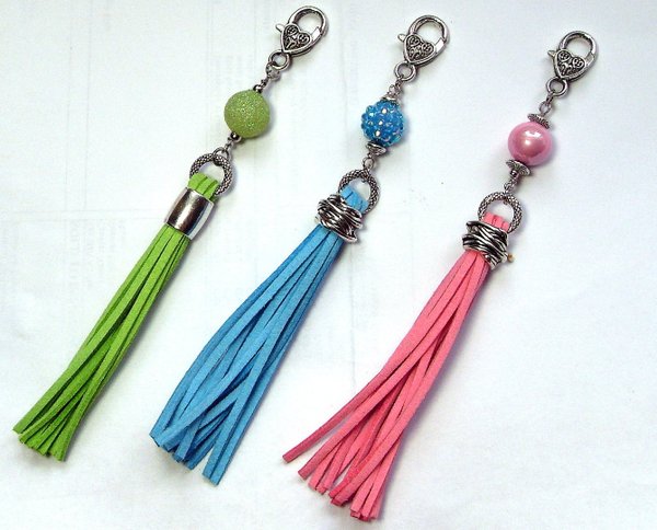 Taschen-Baumler / Schlüsselanhänger in drei Farben