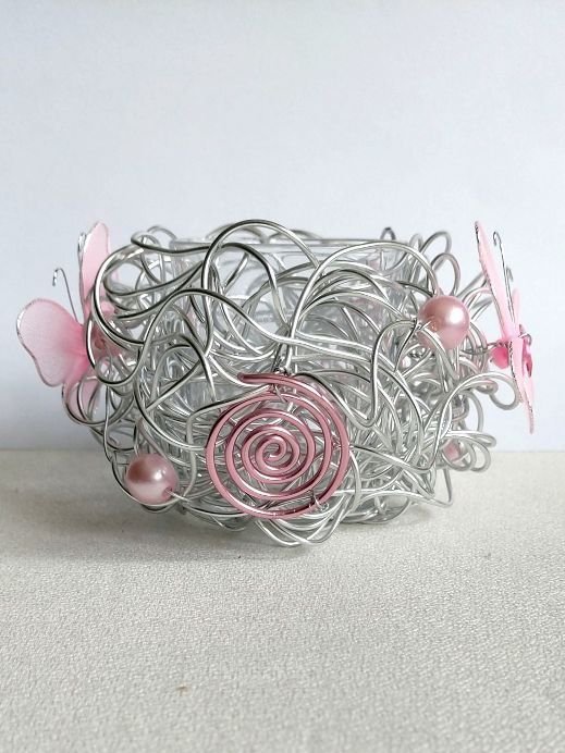 Teelichthalter aus eloxierten Aluschmuckdraht in Silber/Rosa 11 cm