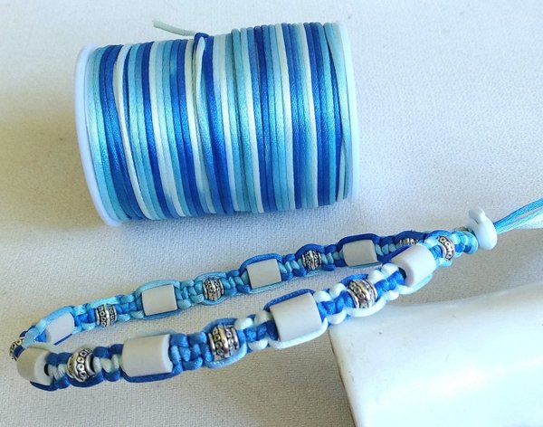 EM-Keramik Halsband Farbverlauf Blau Hellblau Weiß