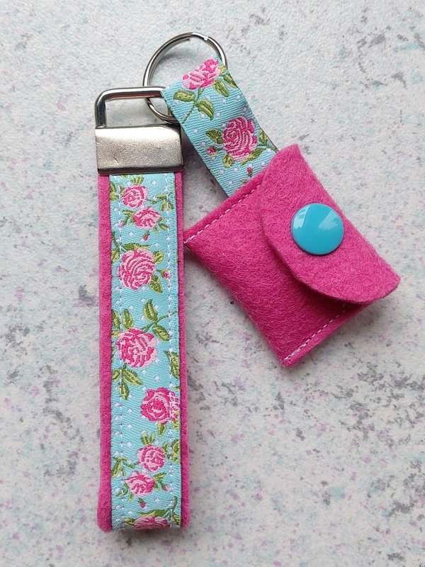 Schlüsselanhänger / Taschenanhänger inkl. Chiptäschchen in Pink