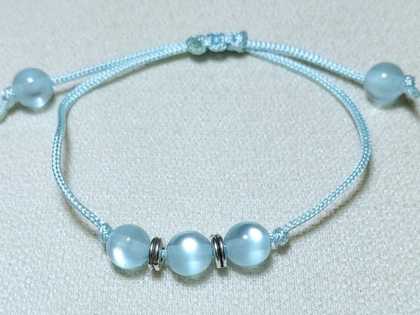 Perlen Armband Hellblau